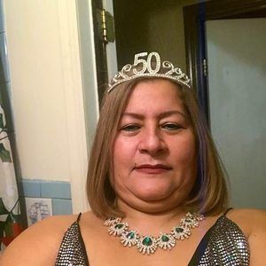 Meet your Posher, Juana